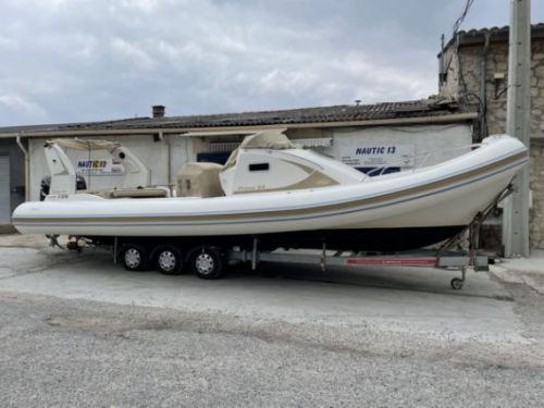 CHANGEMENT FLOTTEUR NUOVAJOLLY 34 (10m)